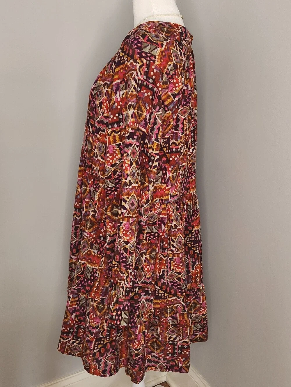 Xirena Lilith Geometric Printed Long Sleeve Tiered Dress in Burgundy and Pink L